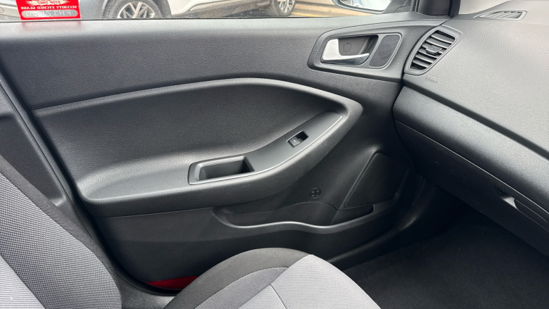 Hyundai i20 1.2 SE 5dr Petrol Hatchback